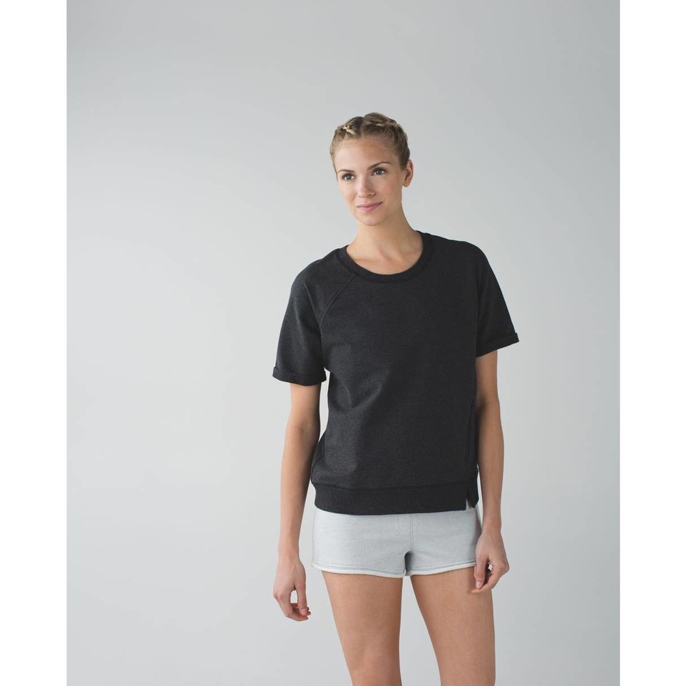 Lululemon  crew neck short sleeve sweatshirt - scene top size 6